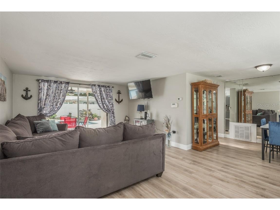 8906 Catalina Drive Port Richey FL 34668 TB8442618 image6