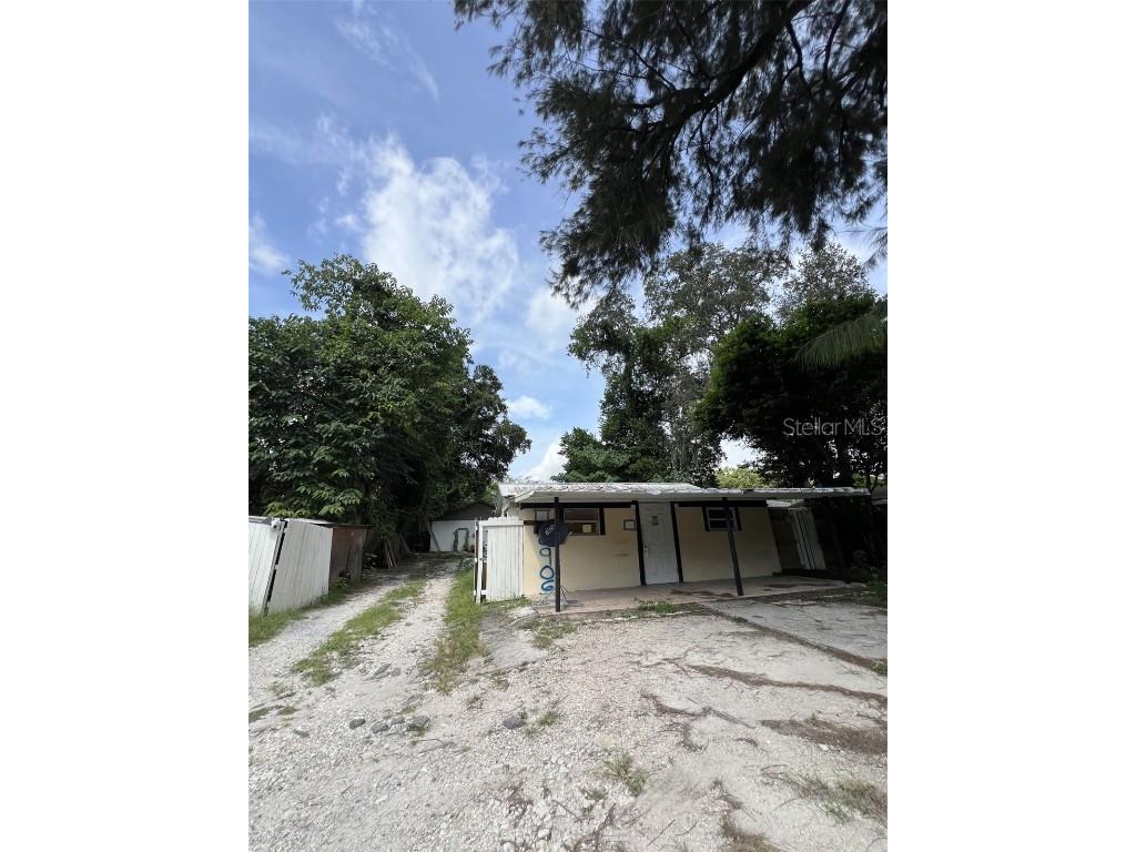 8906 N Albany Avenue Tampa FL 33604 TB8300648 image1