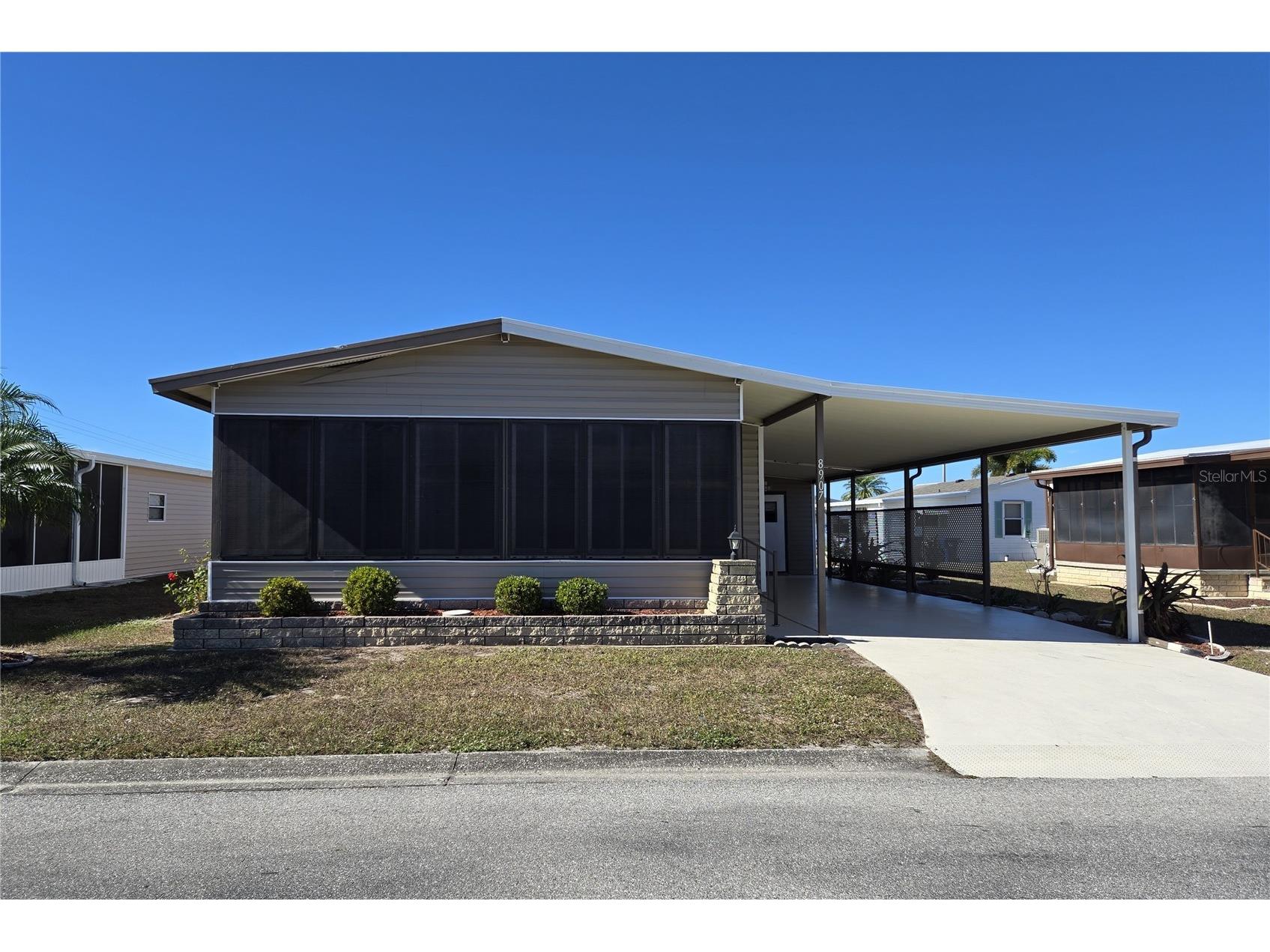 8907 32nd Avenue E Palmetto FL 34221 A4675964 image1