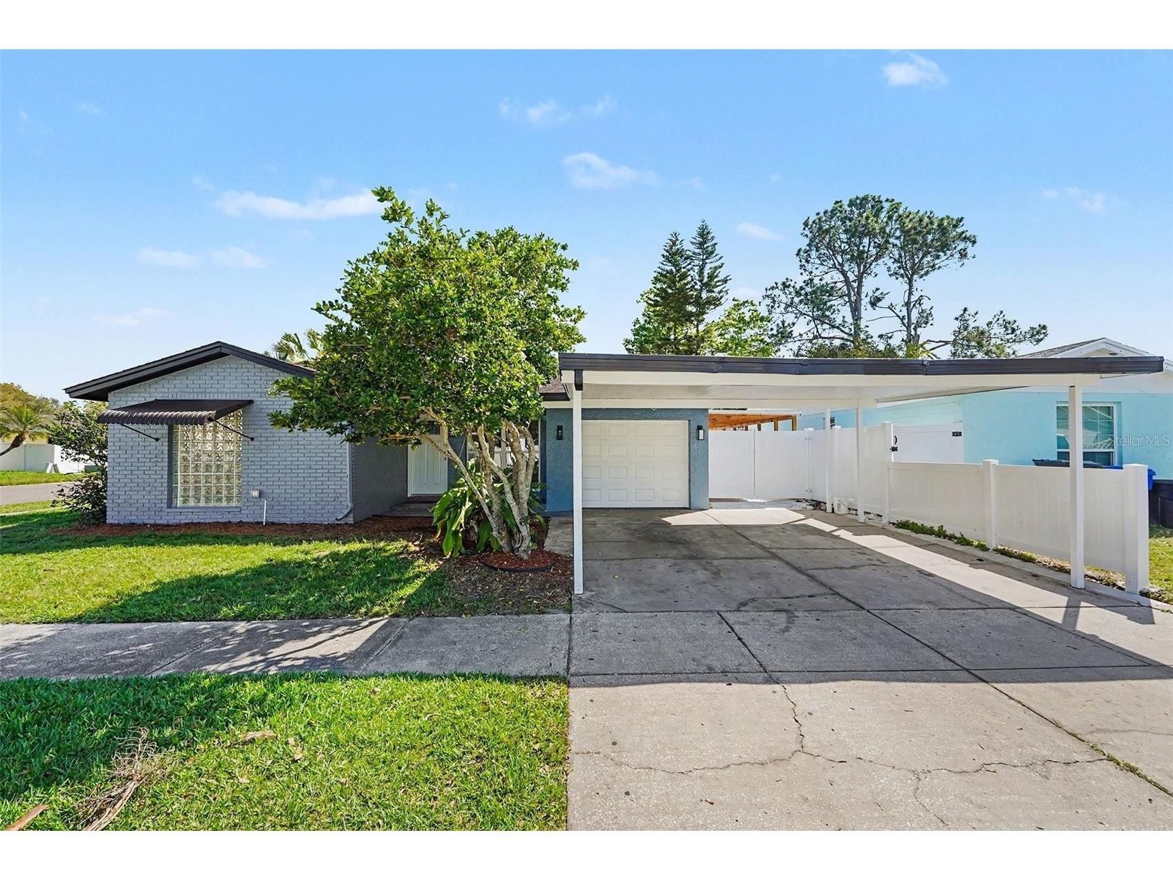 8907 Leeward Drive Tampa FL 33634 TB8484967 image1