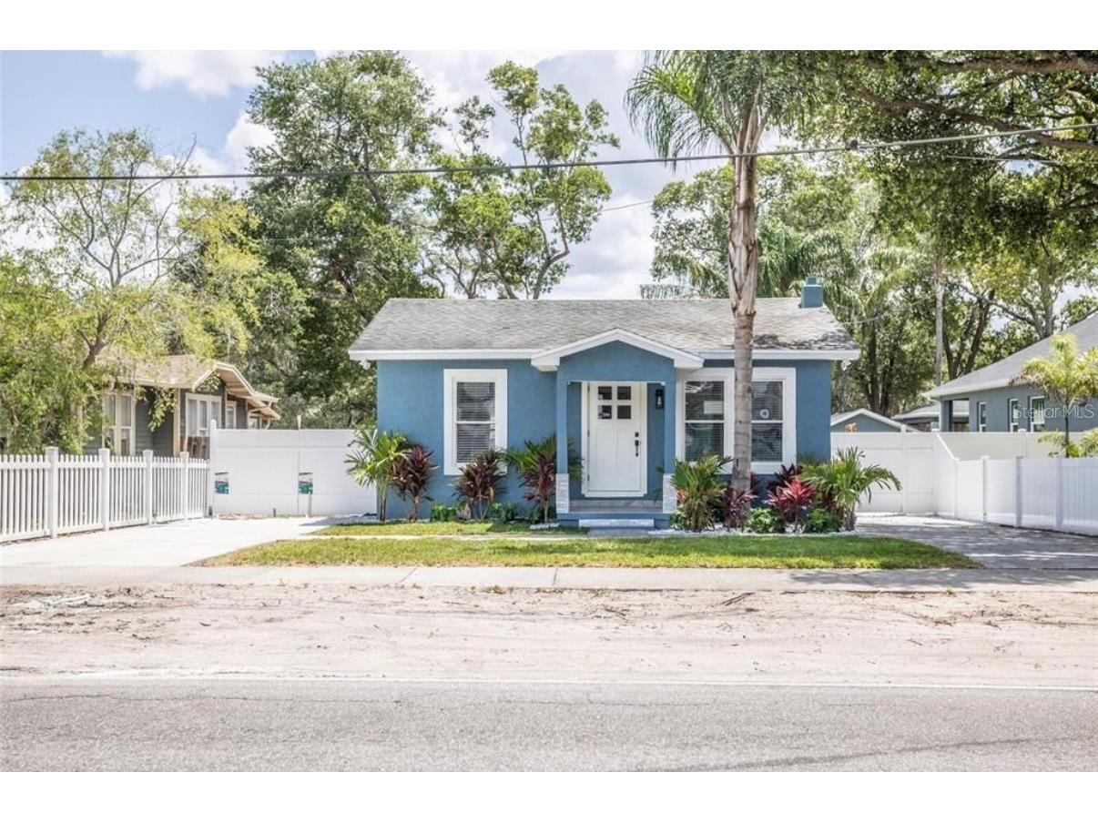 8907 N Boulevard Tampa FL 33604 TB8488173 image1