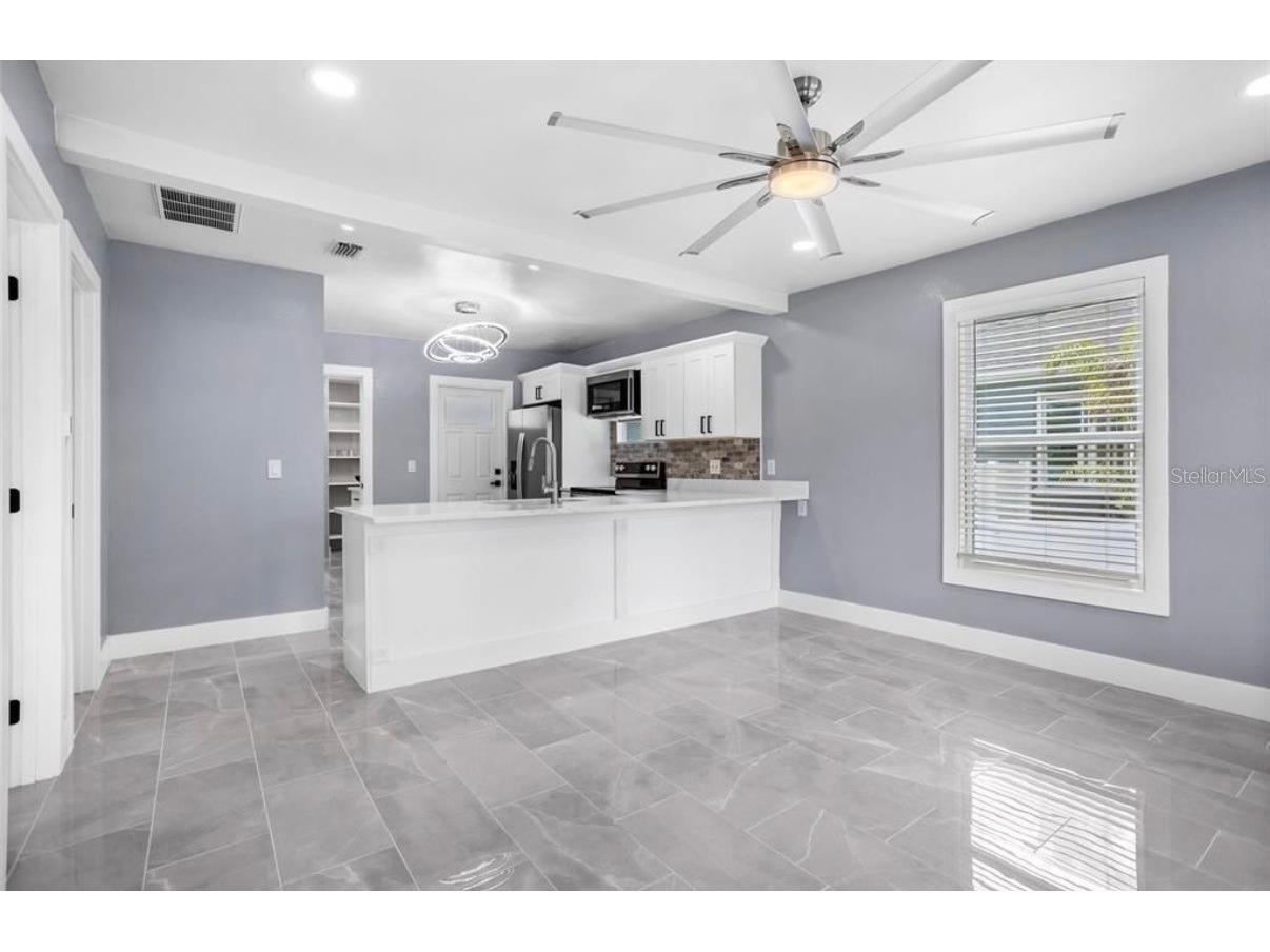 8907 N Boulevard Tampa FL 33604 TB8488173 image3