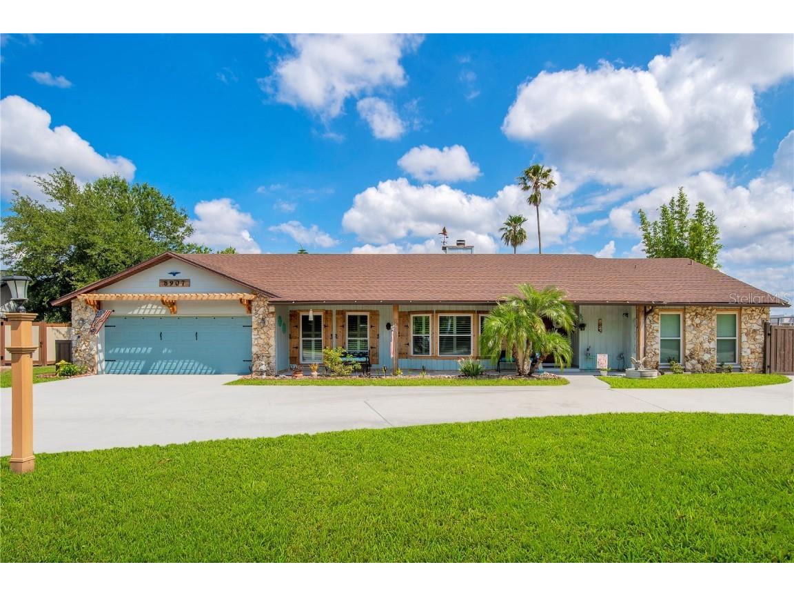8907 Oriente Street Orlando FL 32825 O6199343 image1