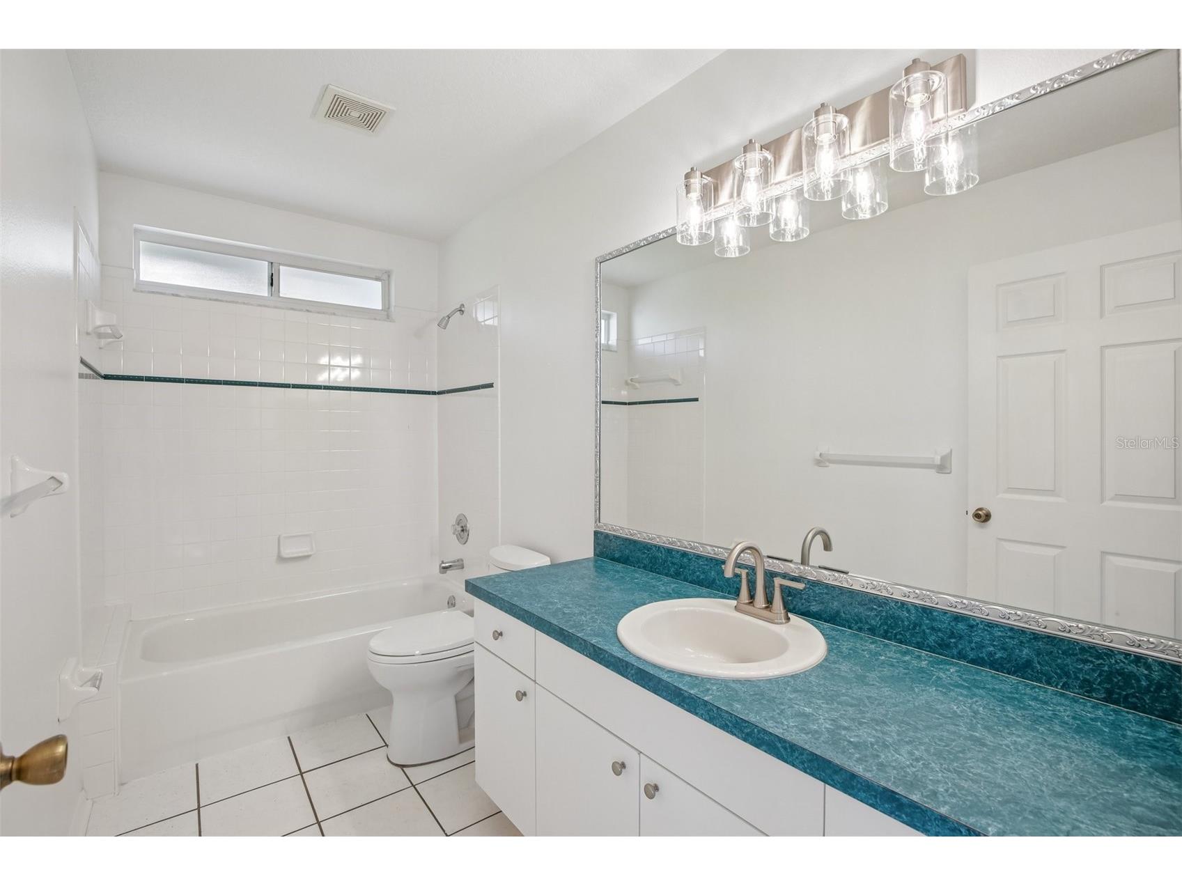 8908 71st Avenue E Palmetto FL 34221 A4694378 image32