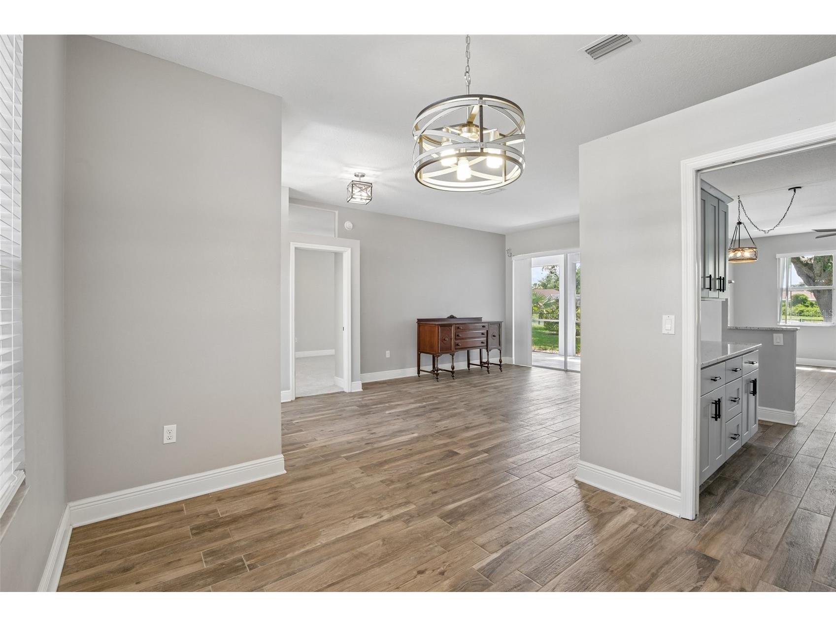 8908 71st Avenue E Palmetto FL 34221 A4694378 image6