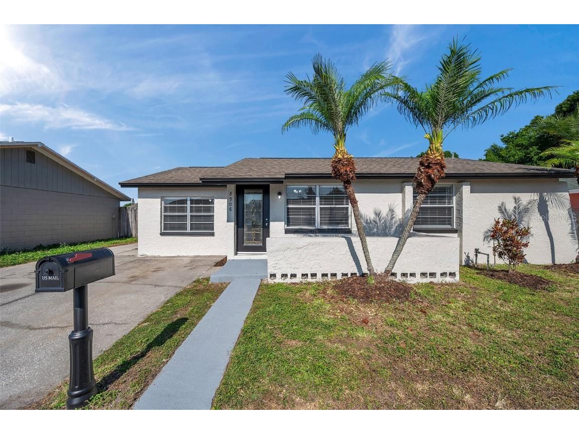 8908 High Ridge Court Tampa FL 33634 T3522522 image1
