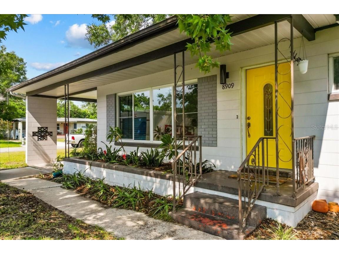 8909 Egret Way Orlando FL 32810 O6230152 image1