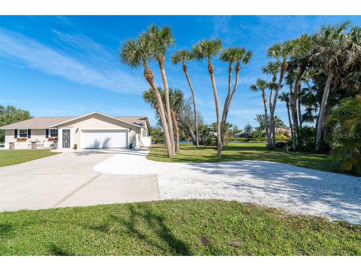 891 Harmony Lane Englewood FL 34223 D6144499 image3