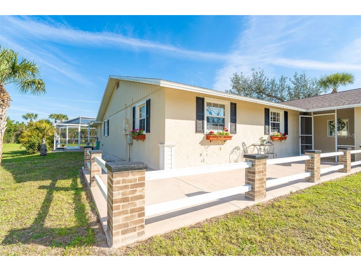 891 Harmony Lane Englewood FL 34223 D6144499 image6