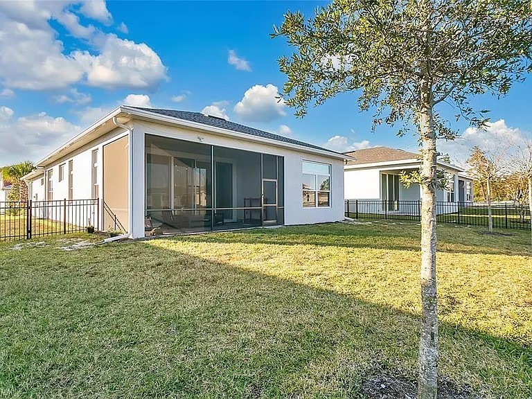 891 Megano Boulevard Deland FL 32724 V4946465 image24