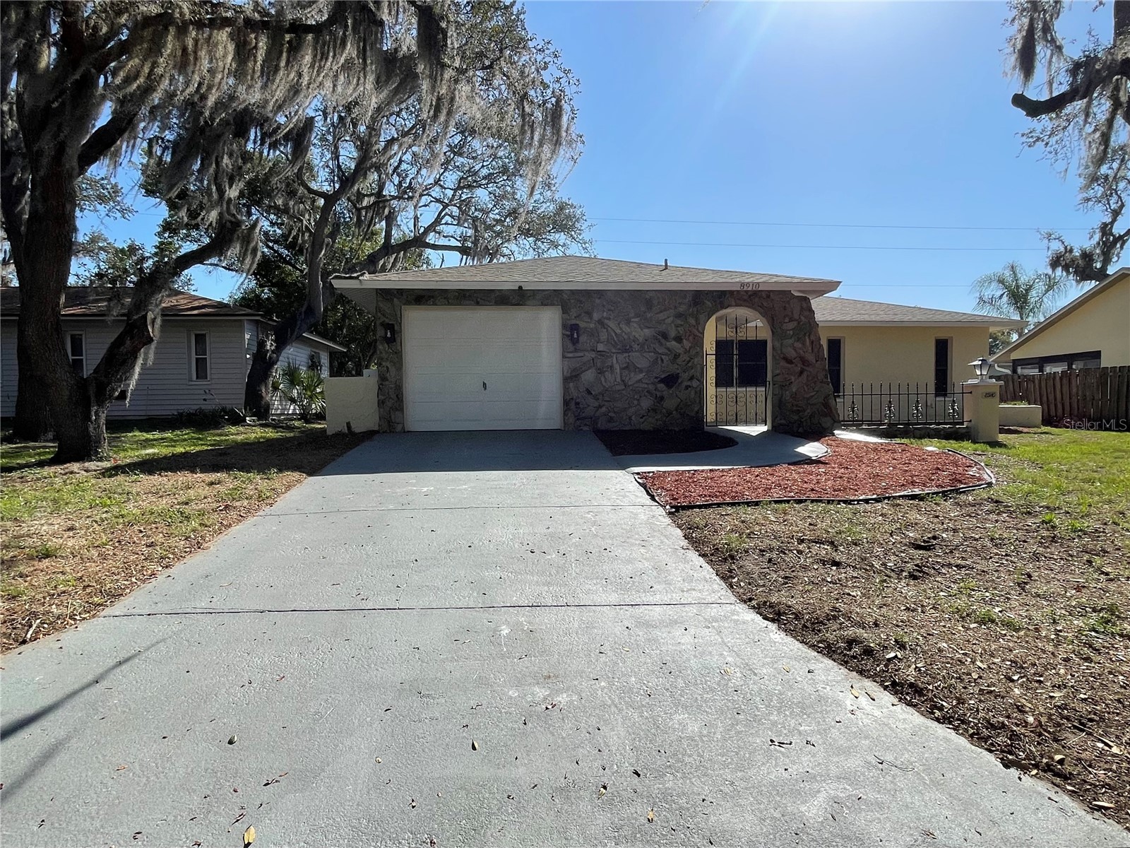 8910 Elm Leaf Court Port Richey FL 34668 O6410863 image2