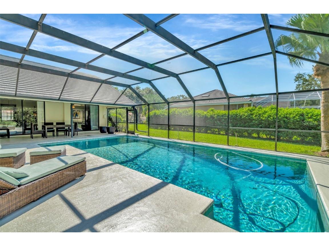 8910 Magnolia Chase Circle Tampa FL 33647 TB8409600 image20