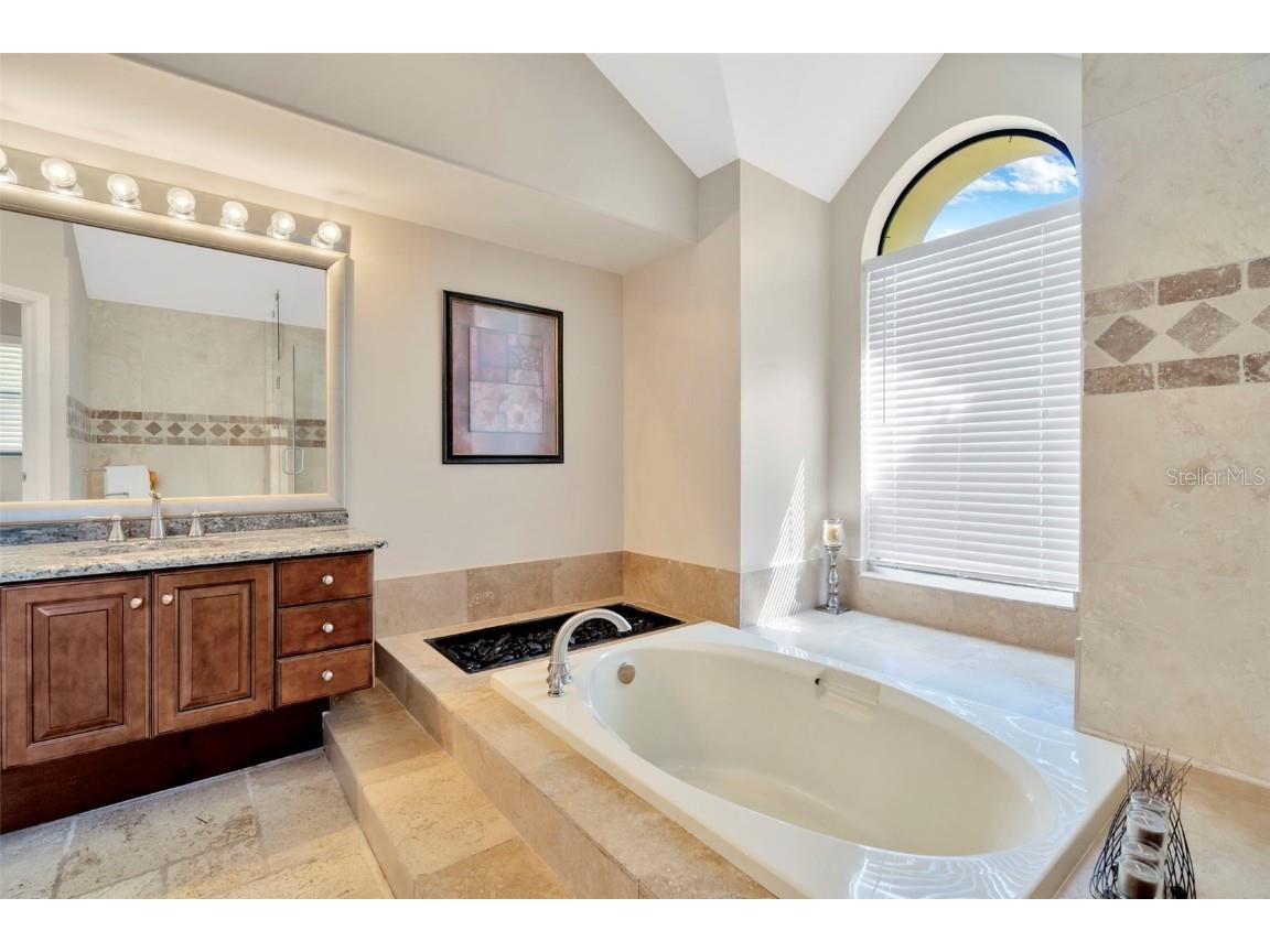 8910 Magnolia Chase Circle Tampa FL 33647 TB8409600 image37