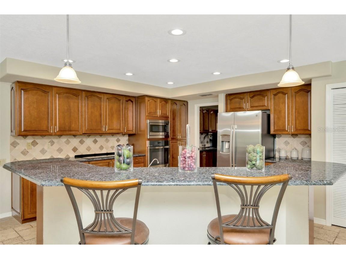 8910 Magnolia Chase Circle Tampa FL 33647 TB8409600 image40