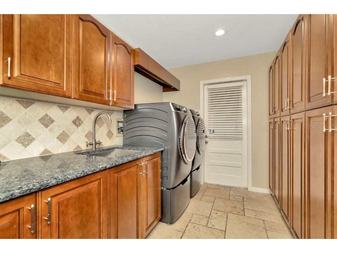 8910 Magnolia Chase Circle Tampa FL 33647 TB8409600 image45