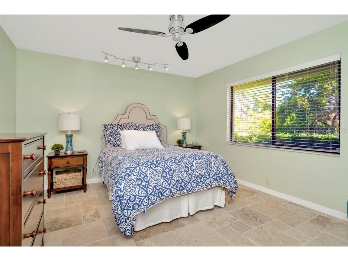 8910 Magnolia Chase Circle Tampa FL 33647 TB8409600 image49