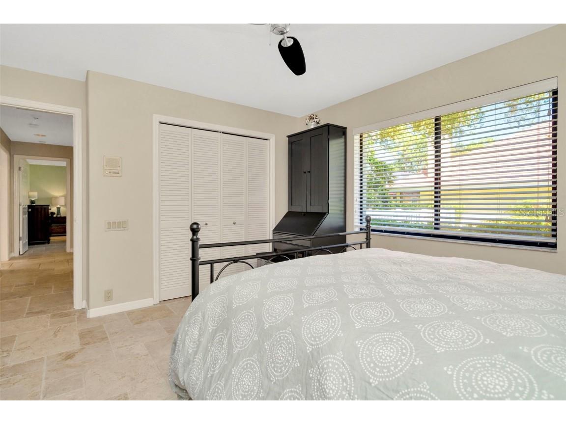 8910 Magnolia Chase Circle Tampa FL 33647 TB8409600 image54