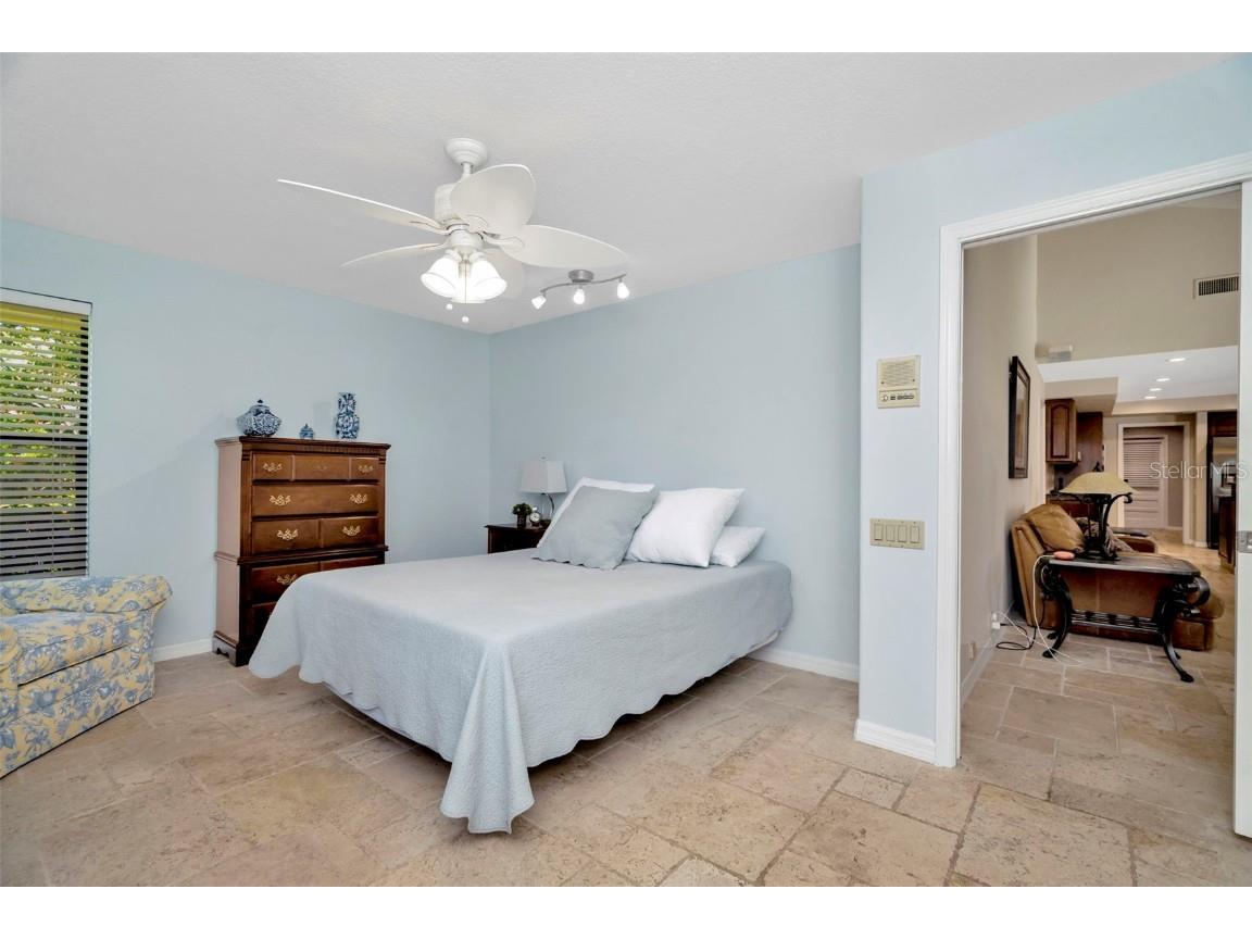 8910 Magnolia Chase Circle Tampa FL 33647 TB8409600 image55