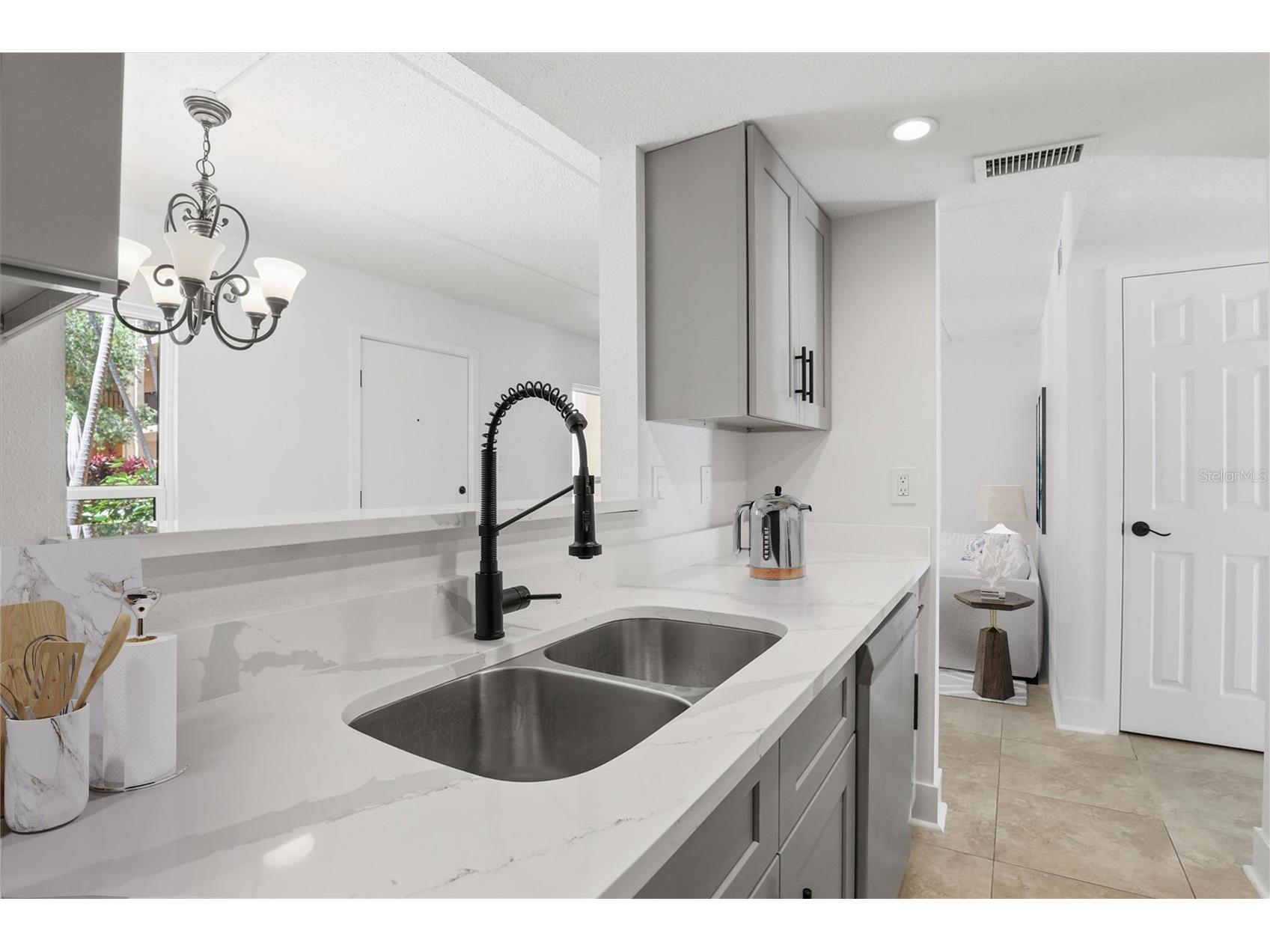 8911 Blind Pass Road #103 Saint Pete Beach FL 33706 TB8511102 image21