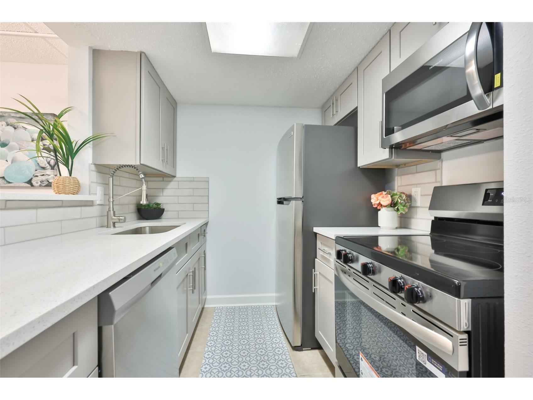 8911 Blind Pass Road #106 Saint Pete Beach FL 33706 - BOCA CIEGA BAY TB8503159 image15