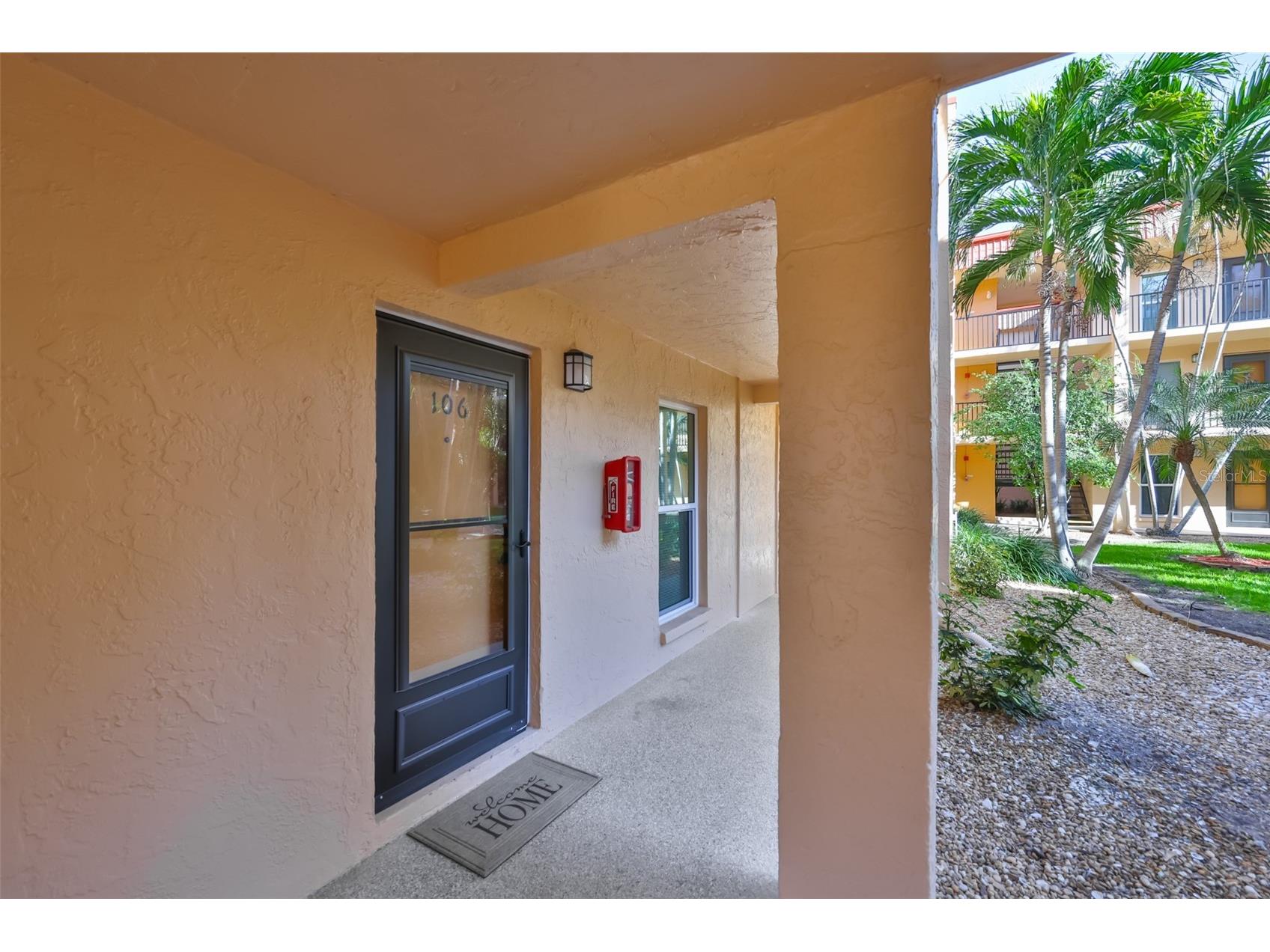 8911 Blind Pass Road #106 Saint Pete Beach FL 33706 - BOCA CIEGA BAY TB8503159 image7