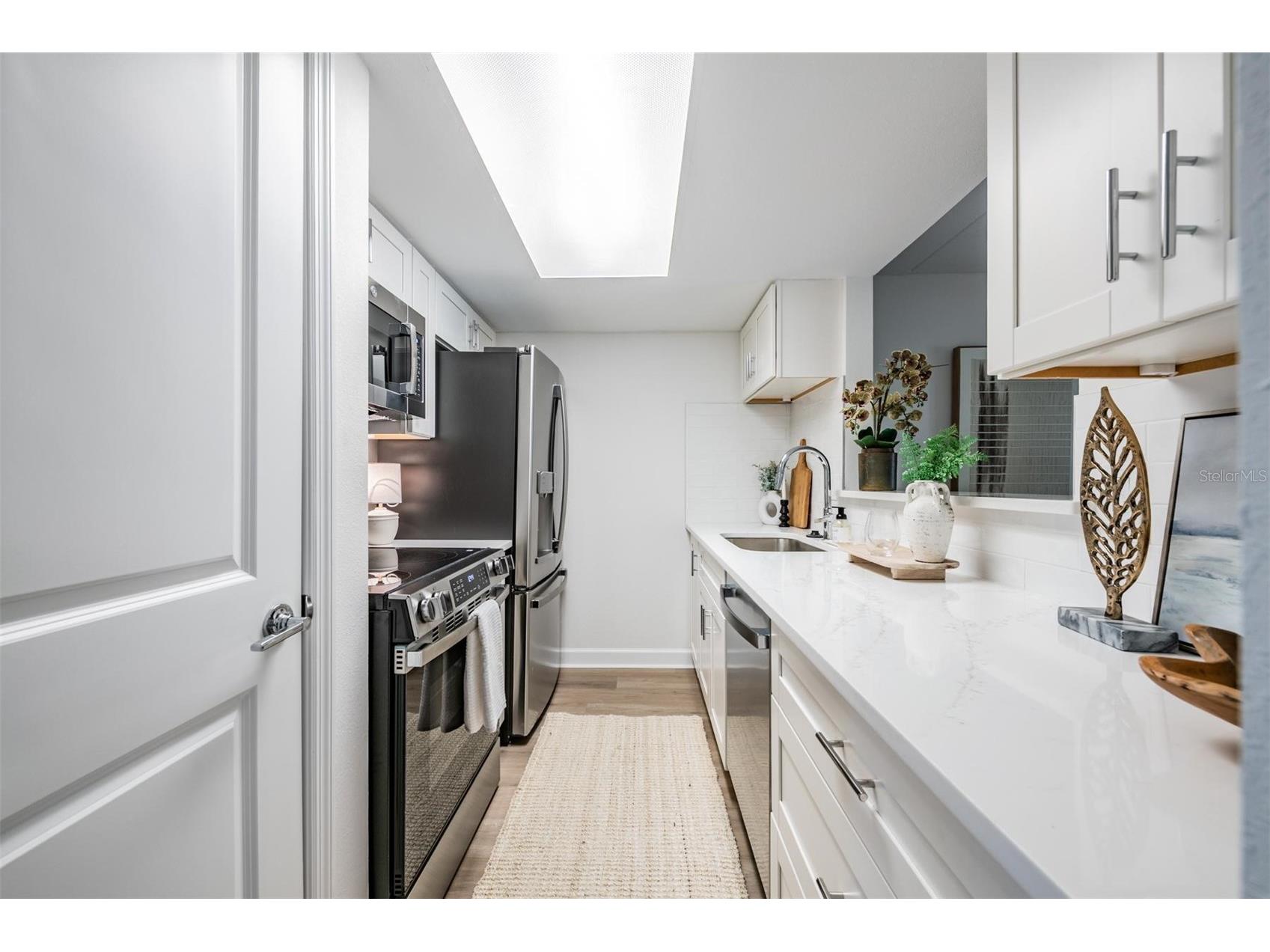 8911 Blind Pass Road #108 Saint Pete Beach FL 33706 TB8497336 image16