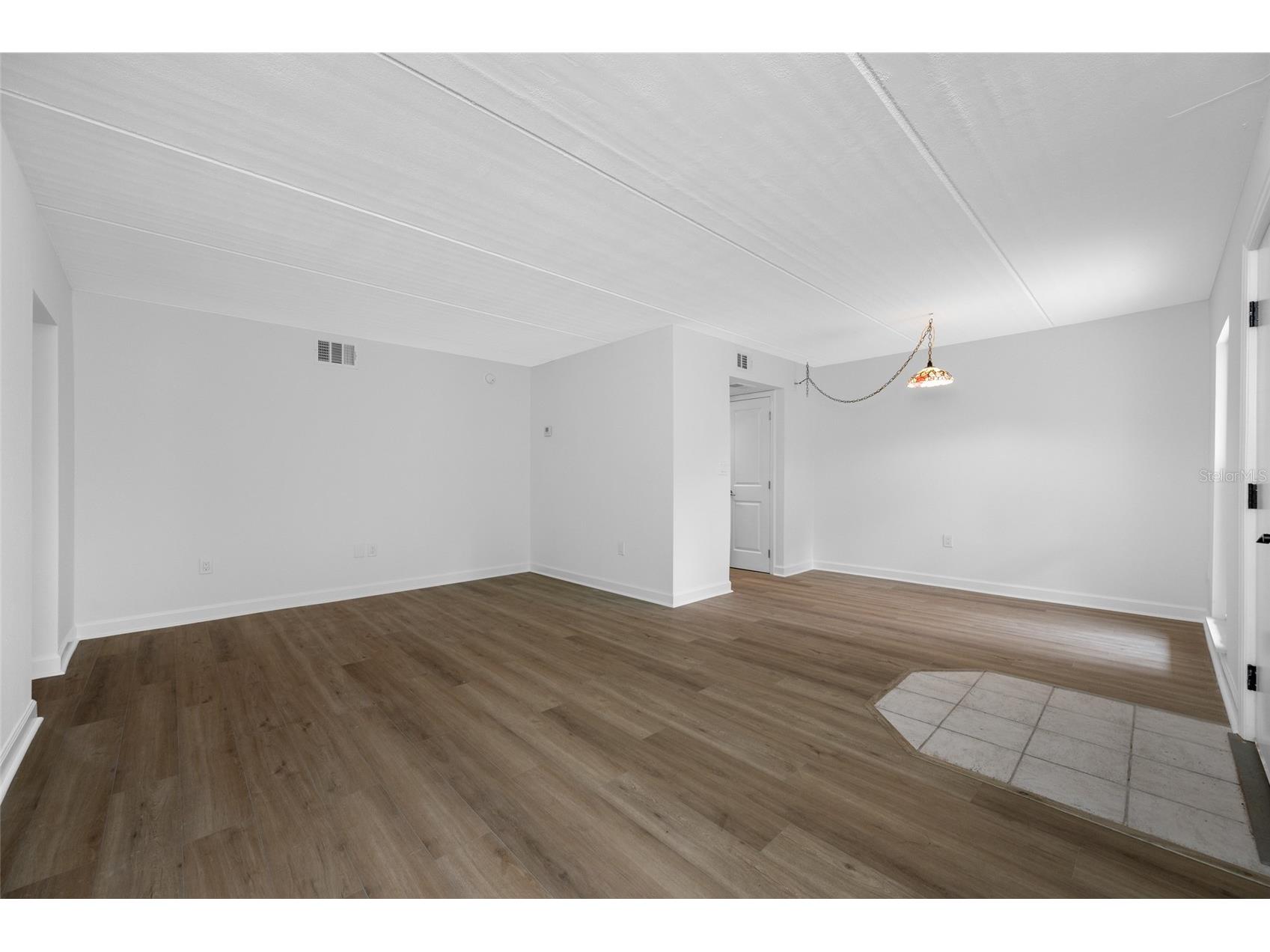 8911 Blind Pass Road #114 Saint Pete Beach FL 33706 - INTRACOASTAL TB8491480 image17