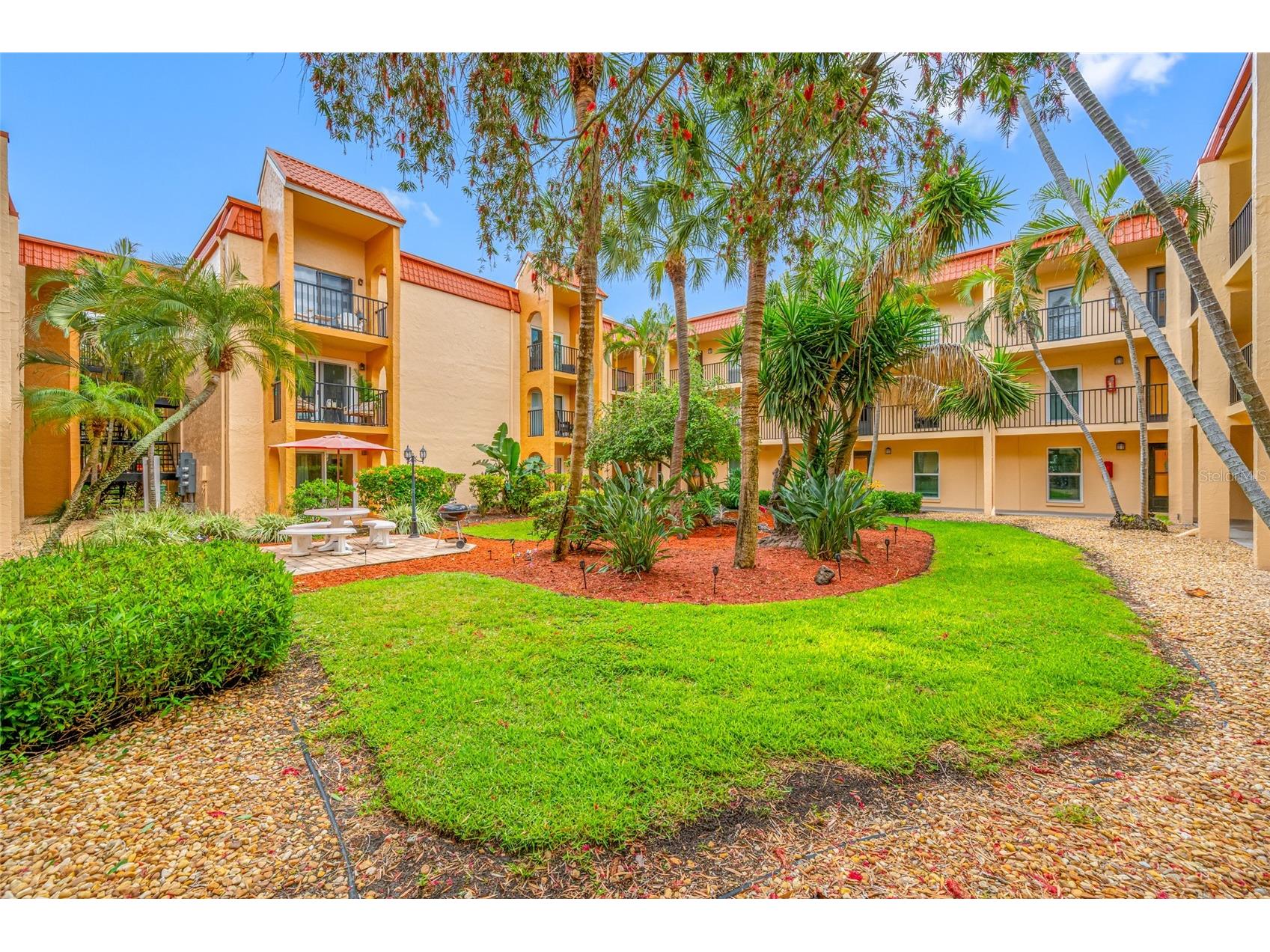 8911 Blind Pass Road #114 Saint Pete Beach FL 33706 - INTRACOASTAL TB8491480 image7