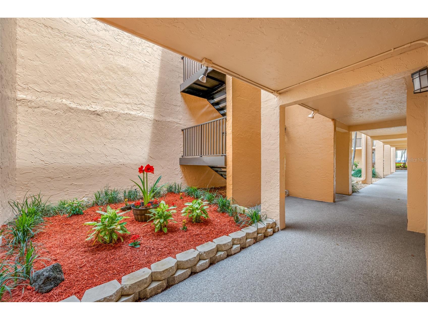 8911 Blind Pass Road #114 Saint Pete Beach FL 33706 - INTRACOASTAL TB8491480 image9