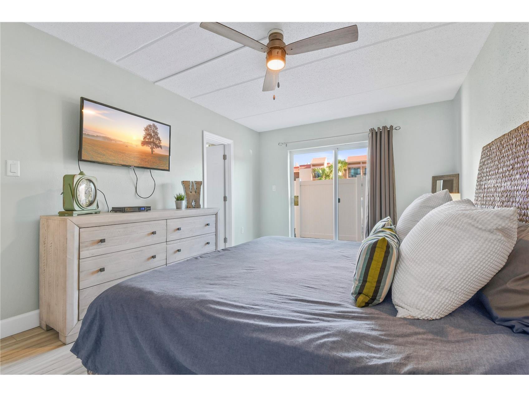 8911 Blind Pass Road #121 Saint Pete Beach FL 33706 TB8495713 image16
