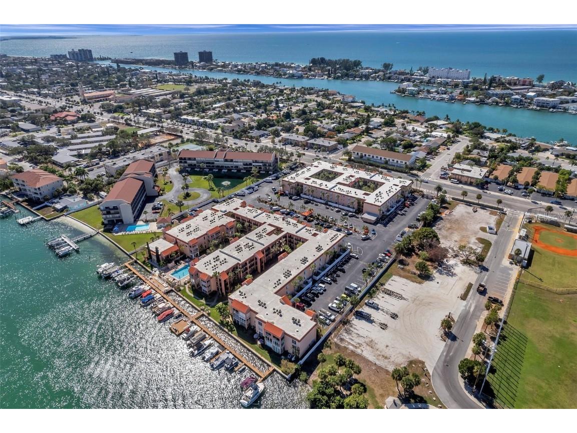 8911 Blind Pass Road #202 Saint Pete Beach FL 33706 - BOCA CIEGA BAY U8219375 image1