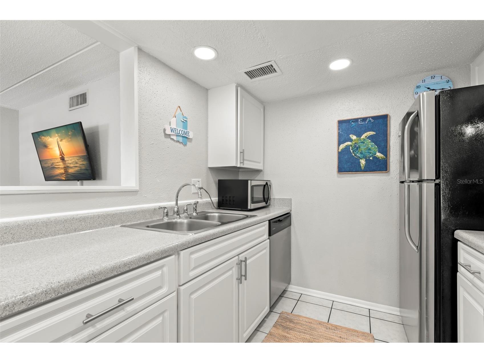 8911 Blind Pass Road #214 Saint Pete Beach FL 33706 TB8498115 image11