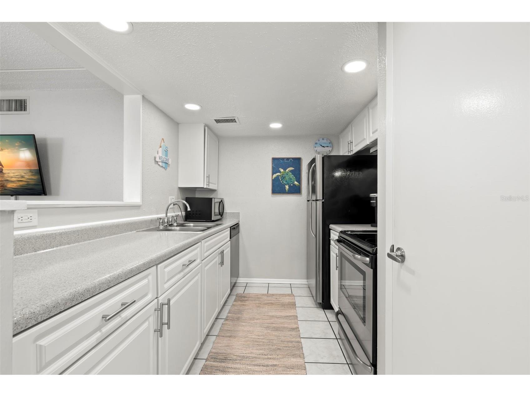 8911 Blind Pass Road #214 Saint Pete Beach FL 33706 TB8498115 image9