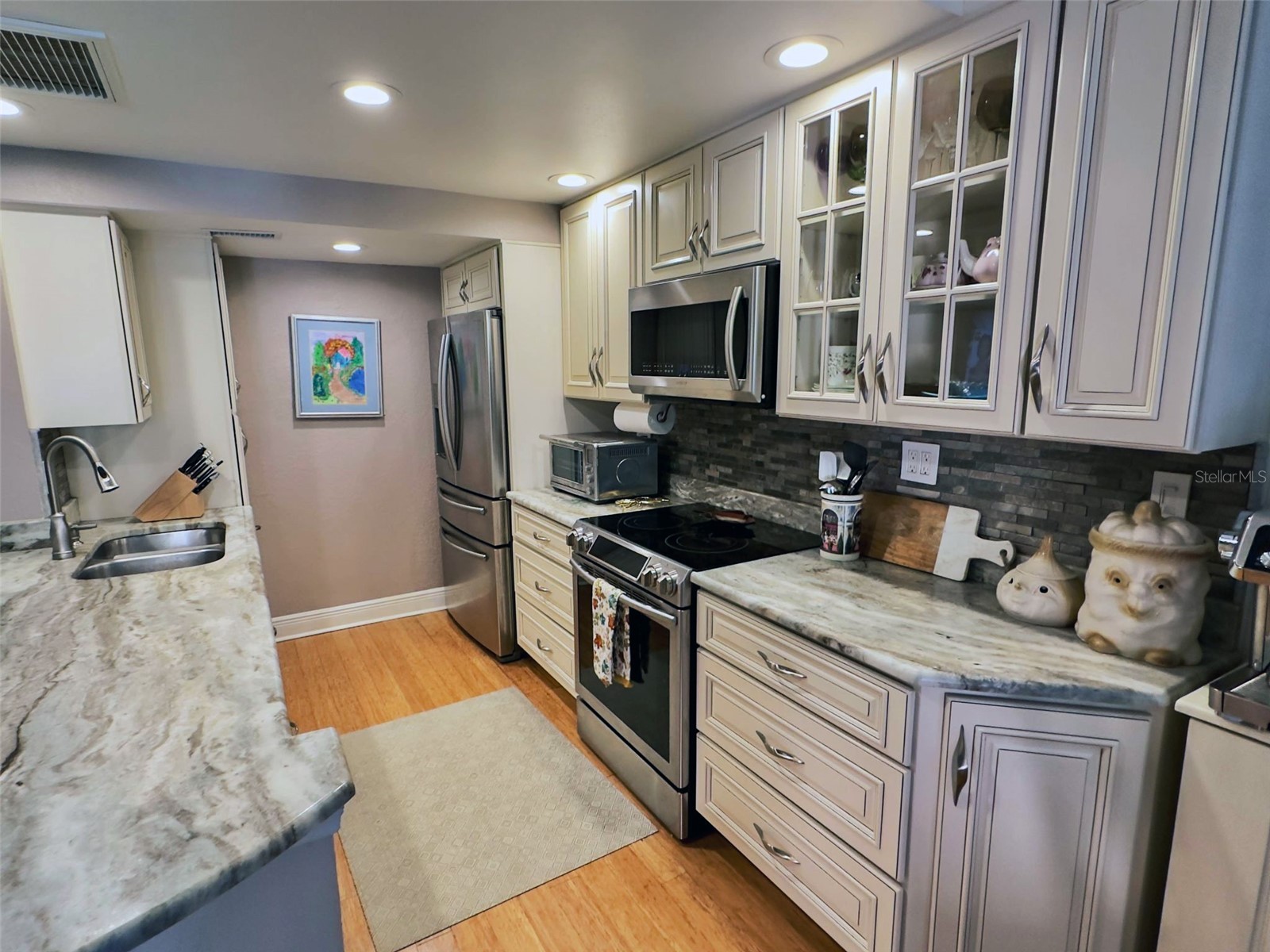8911 Blind Pass Road #220 Saint Pete Beach FL 33706 - BOCA CIEGA BAY TB8479936 image17