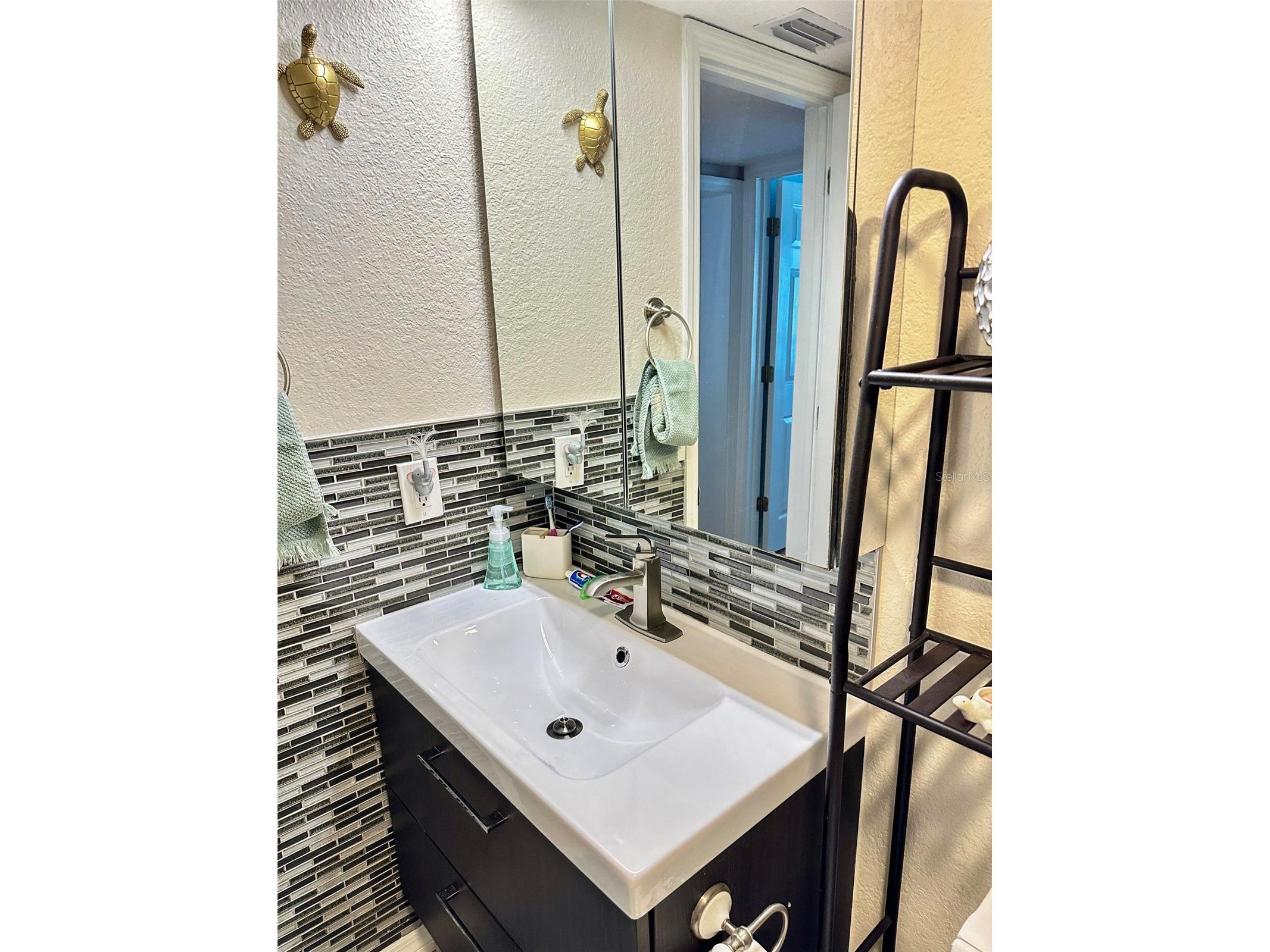 8911 Blind Pass Road #220 Saint Pete Beach FL 33706 - BOCA CIEGA BAY TB8479936 image37