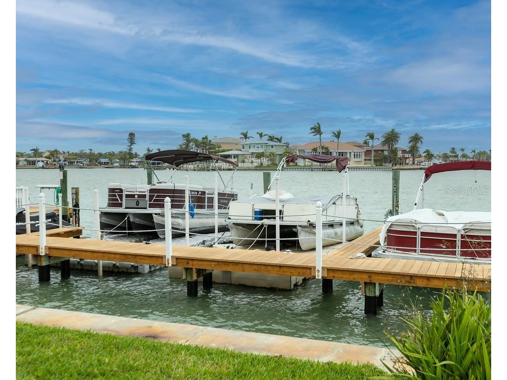 8911 Blind Pass Road #220 Saint Pete Beach FL 33706 - BOCA CIEGA BAY TB8479936 image6