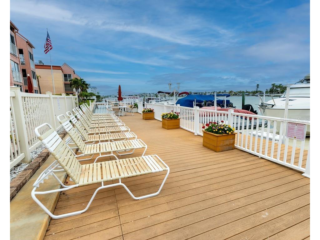 8911 Blind Pass Road #220 Saint Pete Beach FL 33706 - BOCA CIEGA BAY TB8479936 image9