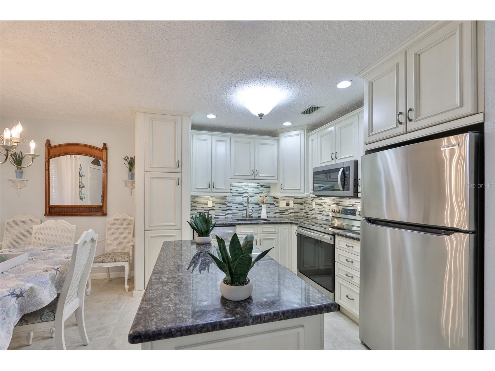 8911 Blind Pass Road #306 Saint Pete Beach FL 33706 - BOCA CIEGA BAY TB8477161 image12
