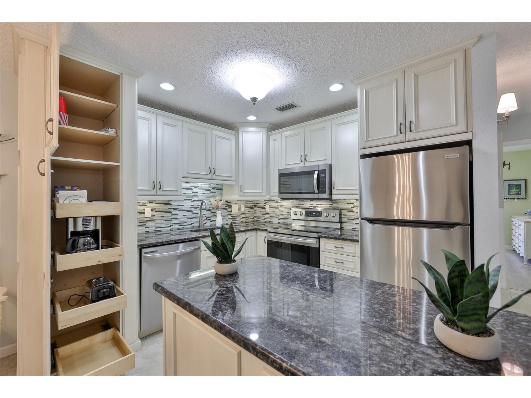 8911 Blind Pass Road #306 Saint Pete Beach FL 33706 - BOCA CIEGA BAY TB8477161 image13