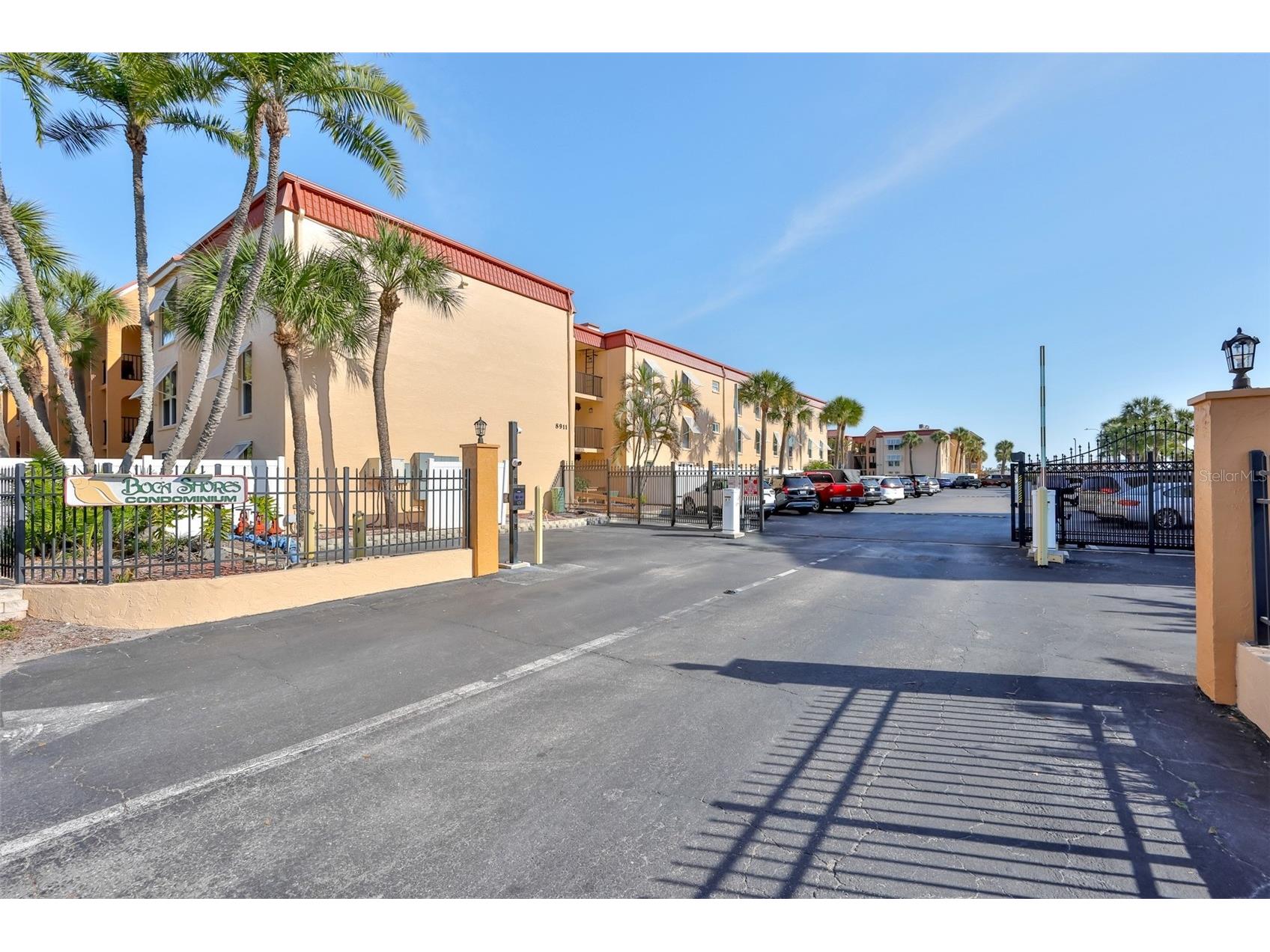 8911 Blind Pass Road #306 Saint Pete Beach FL 33706 - BOCA CIEGA BAY TB8477161 image2
