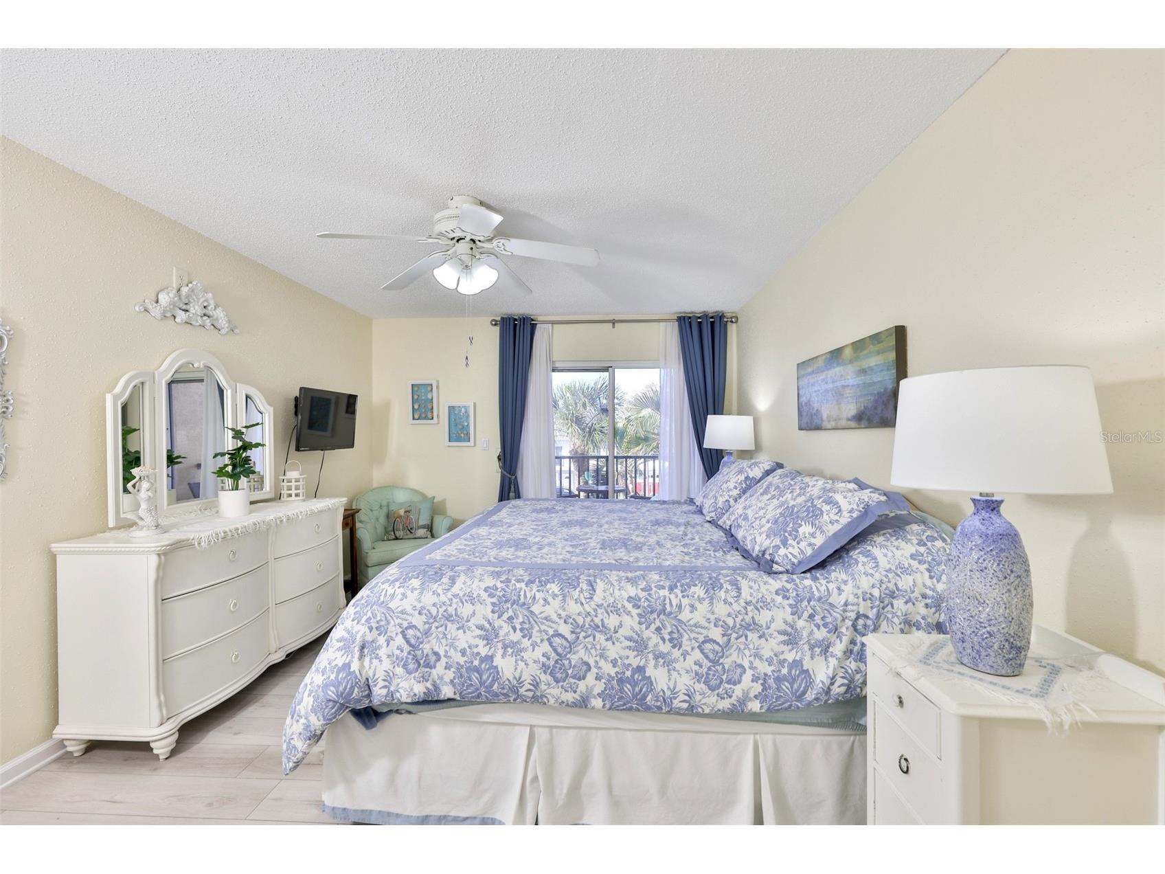 8911 Blind Pass Road #306 Saint Pete Beach FL 33706 - BOCA CIEGA BAY TB8477161 image25