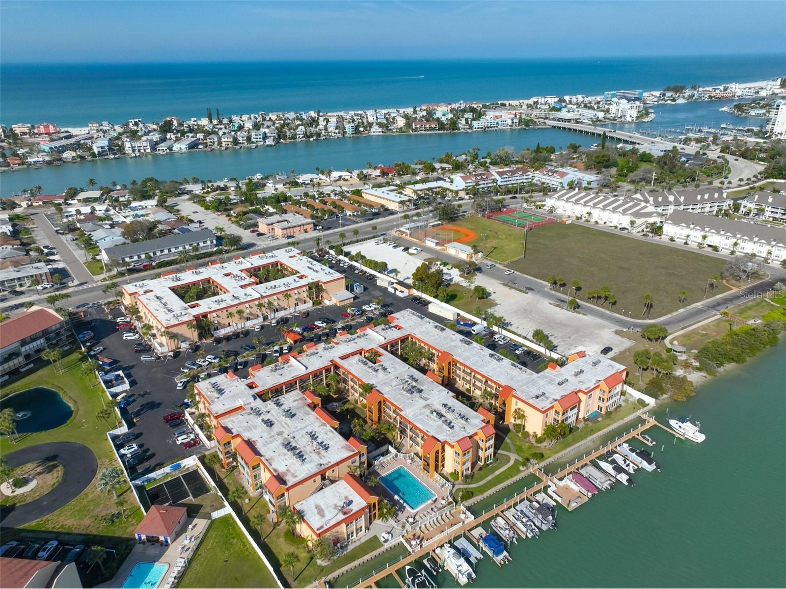8911 Blind Pass Road #306 Saint Pete Beach FL 33706 - BOCA CIEGA BAY TB8477161 image3