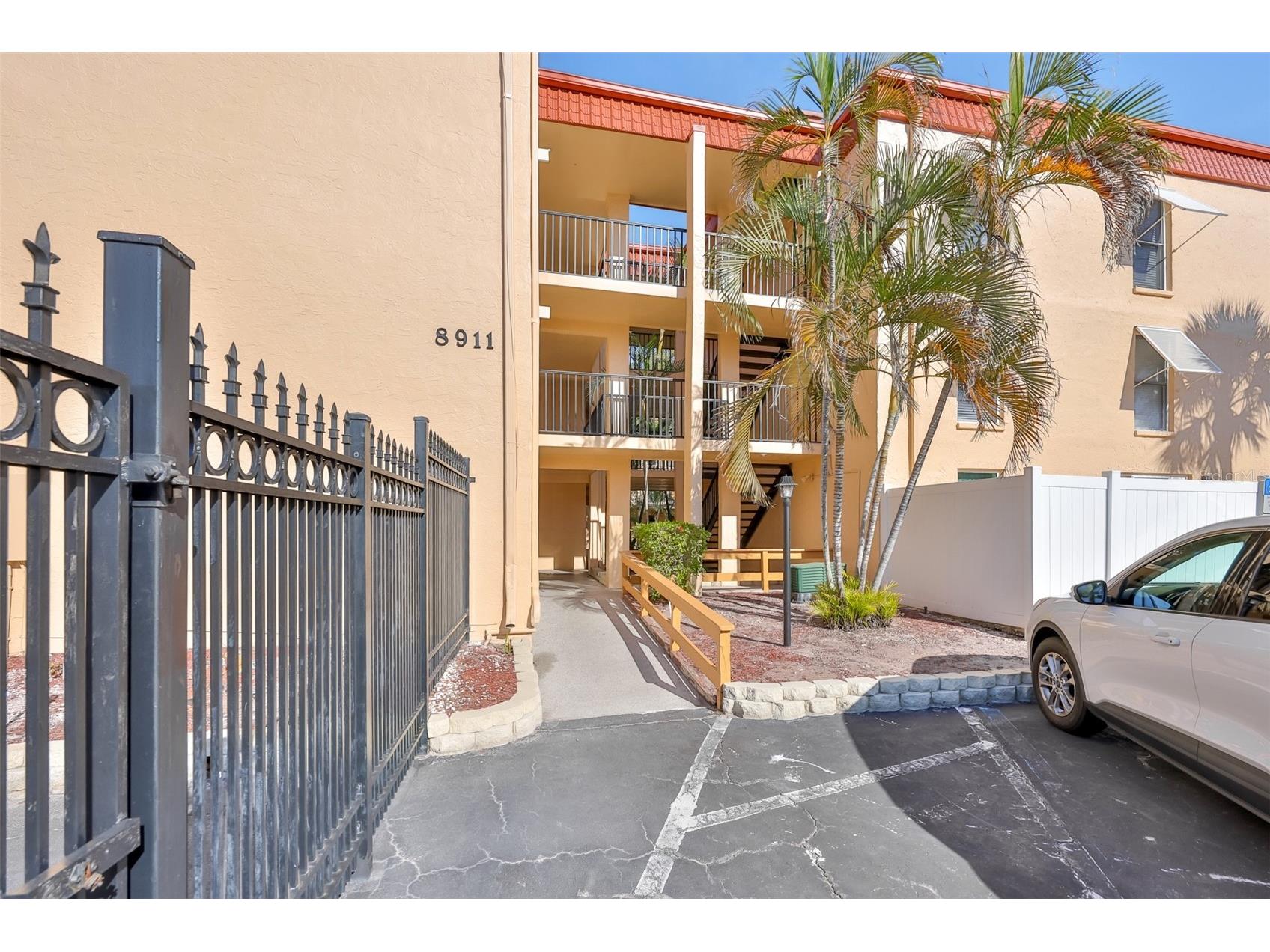 8911 Blind Pass Road #306 Saint Pete Beach FL 33706 - BOCA CIEGA BAY TB8477161 image36