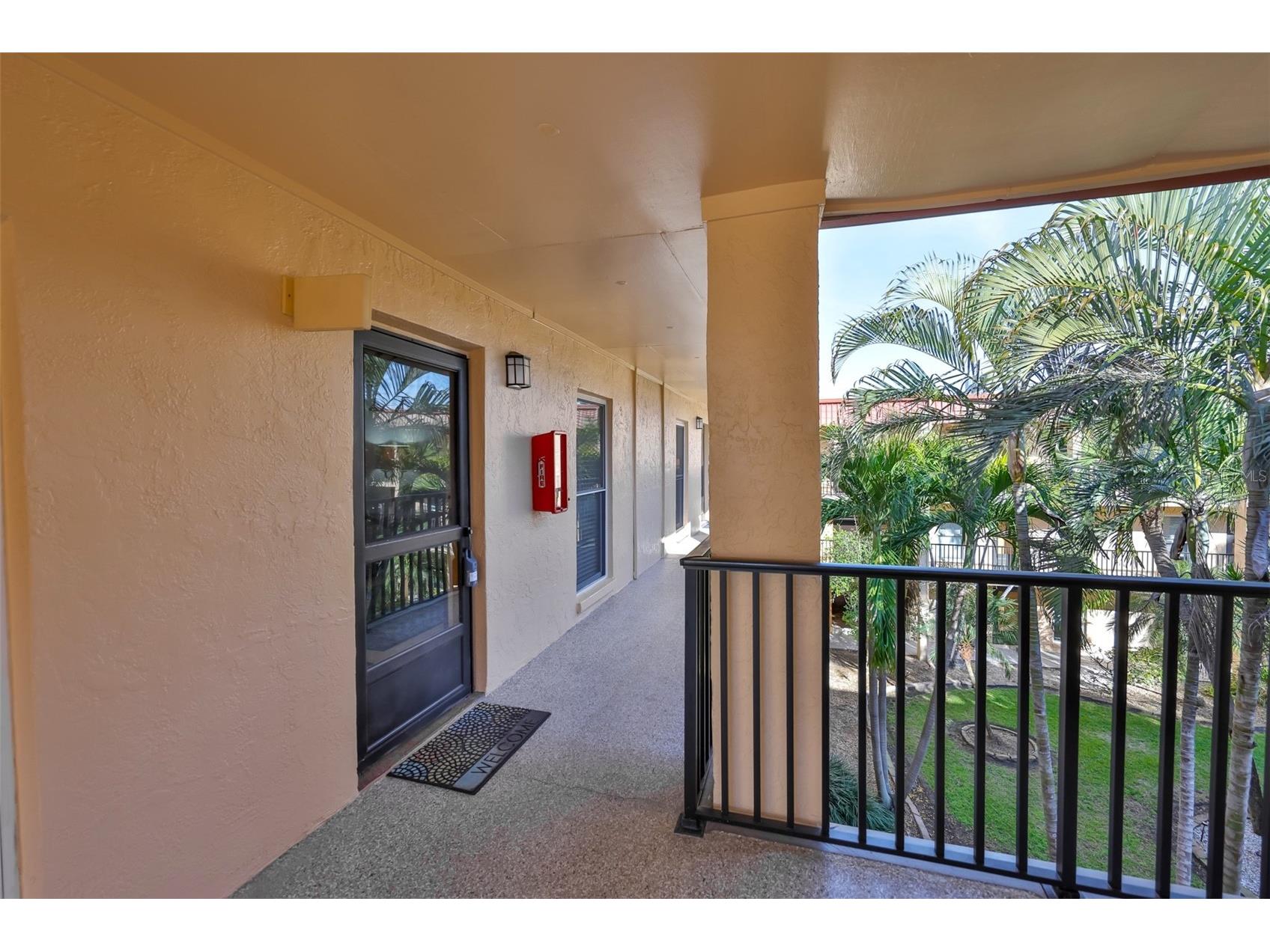 8911 Blind Pass Road #306 Saint Pete Beach FL 33706 - BOCA CIEGA BAY TB8477161 image5