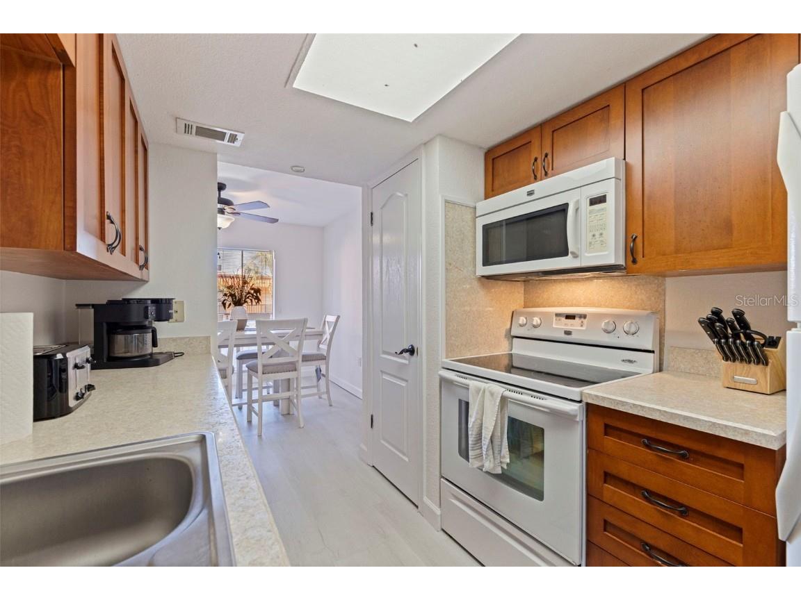 8911 Blind Pass Road #319 Saint Pete Beach FL 33706 TB8441734 image15