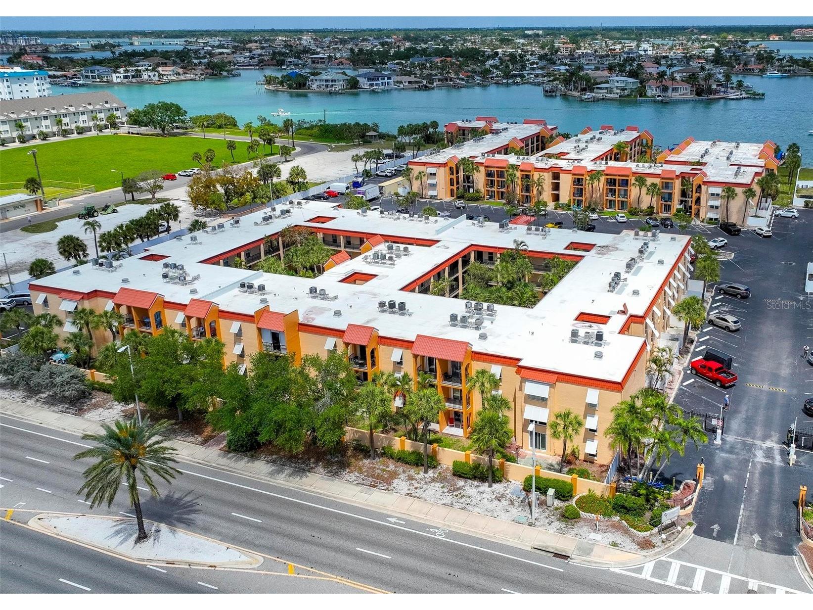 8911 Blind Pass Road #321 Saint Pete Beach FL 33706 - BOCA CIEGA BAY TB8496757 image1