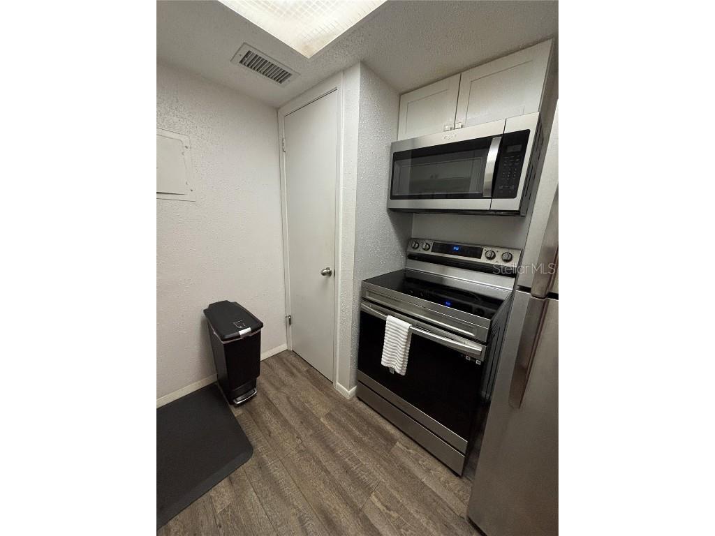 8911 Blind Pass Road #322 Saint Pete Beach FL 33706 TB8430673 image5