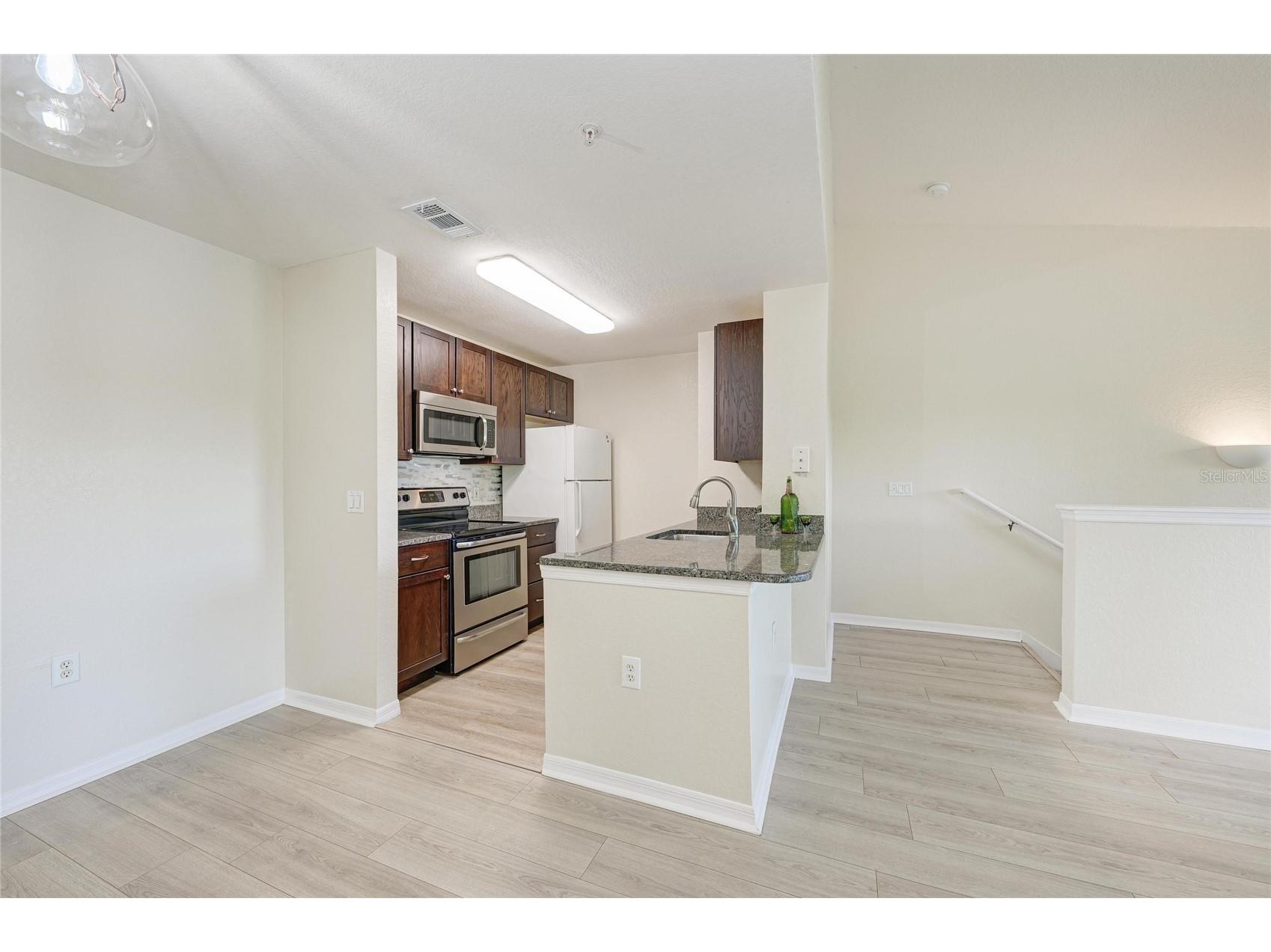 8911 Manor Loop #207 Lakewood Ranch FL 34202 A4685584 image26