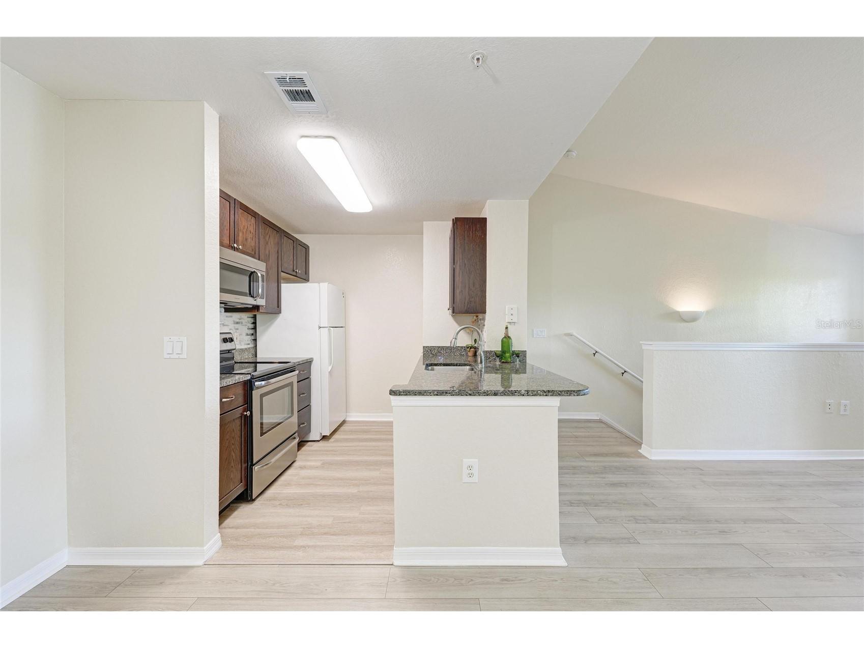 8911 Manor Loop #207 Lakewood Ranch FL 34202 A4685584 image27