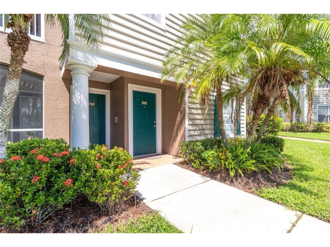 8911 Manor Loop #208 Lakewood Ranch FL 34202 A4666092 image3